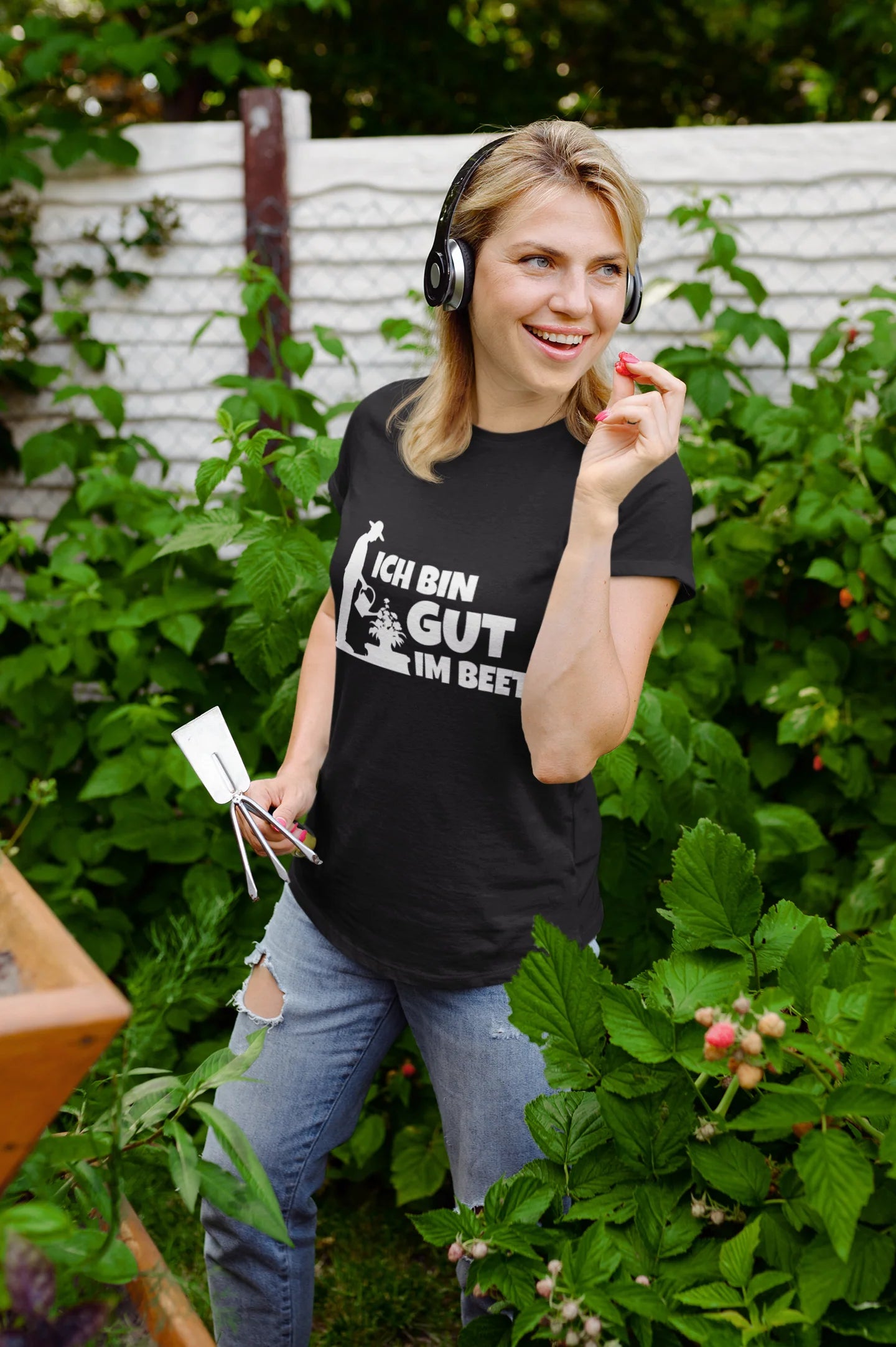 I'M Good in the Garden - Unisex Shirt